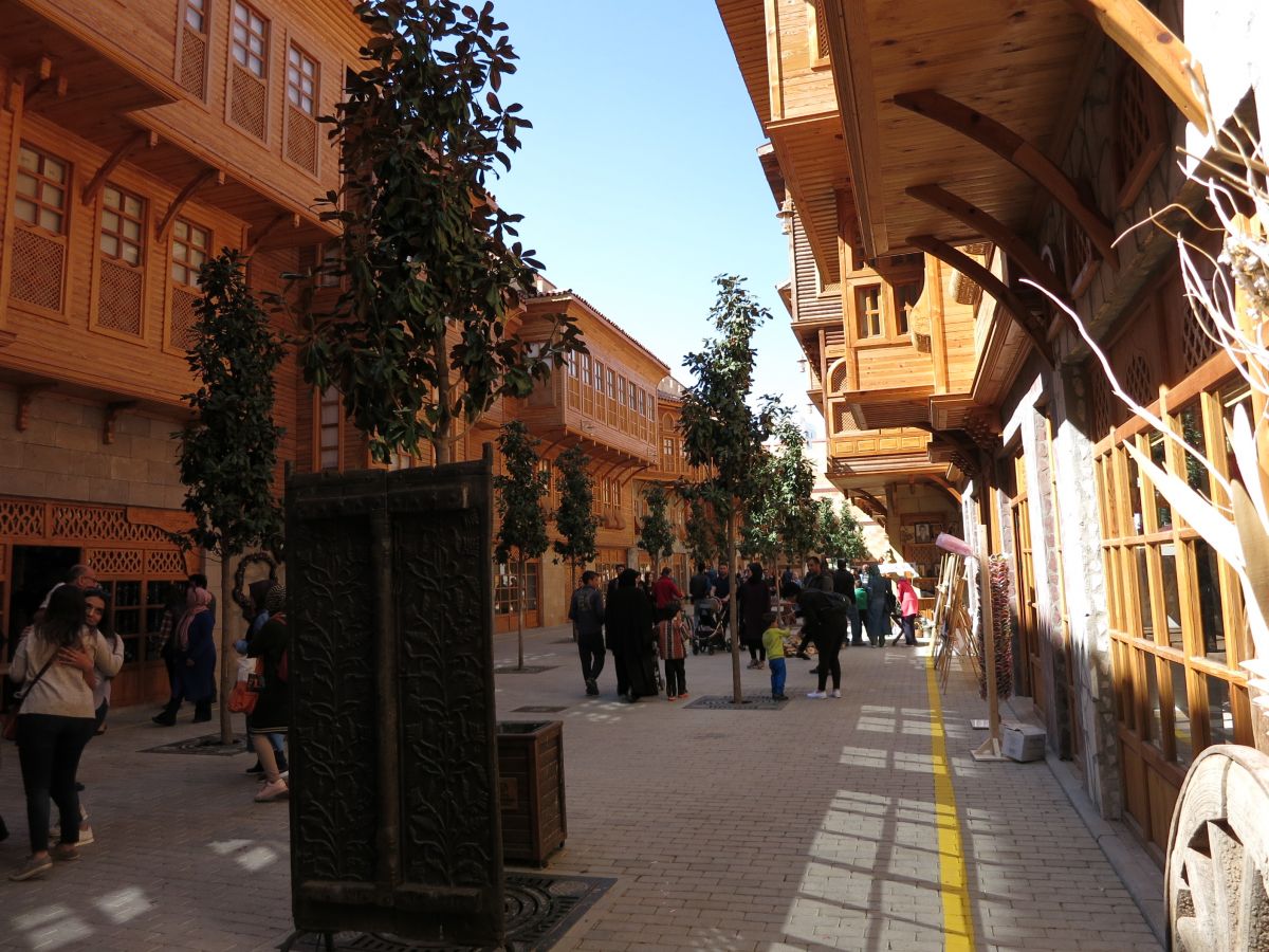die osmanische Einkaufsstrasse im Ecdad Park